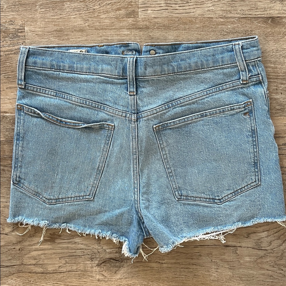 The Perfect Jean Short - Picture 6 of 8